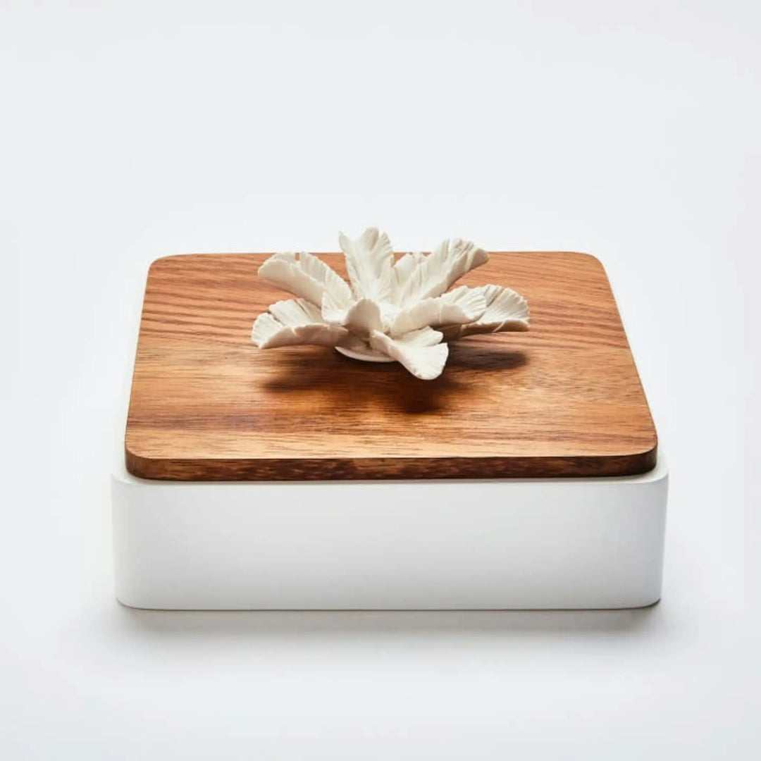 Elegant Acacia Wood Box with Decorative Flower – Handcrafted Luxury Storage